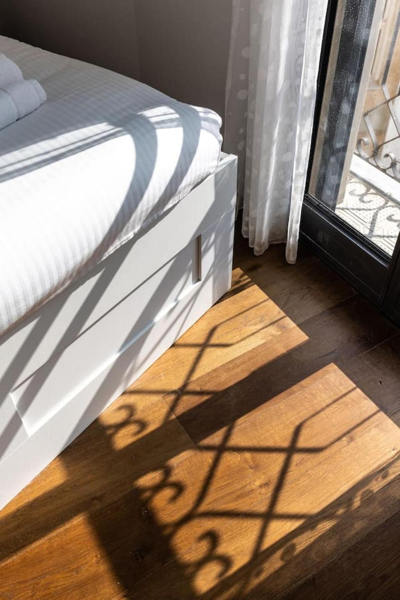 Elegant Apartment W Balcony & Mamad In Heart Of Tel Aviv By Sea N' Rent 外观 照片